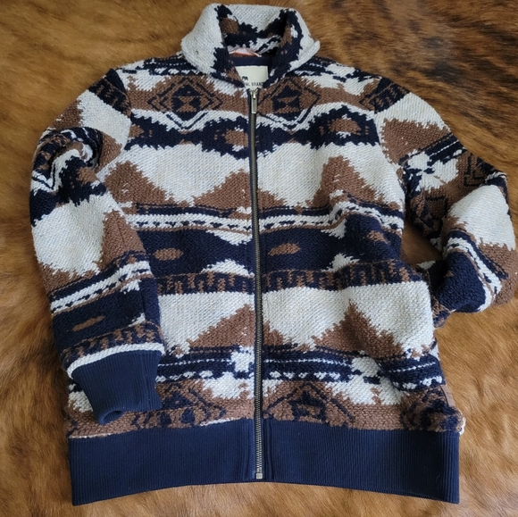 **SOLD**Women's Western boho sweater - Picture 5 of 7